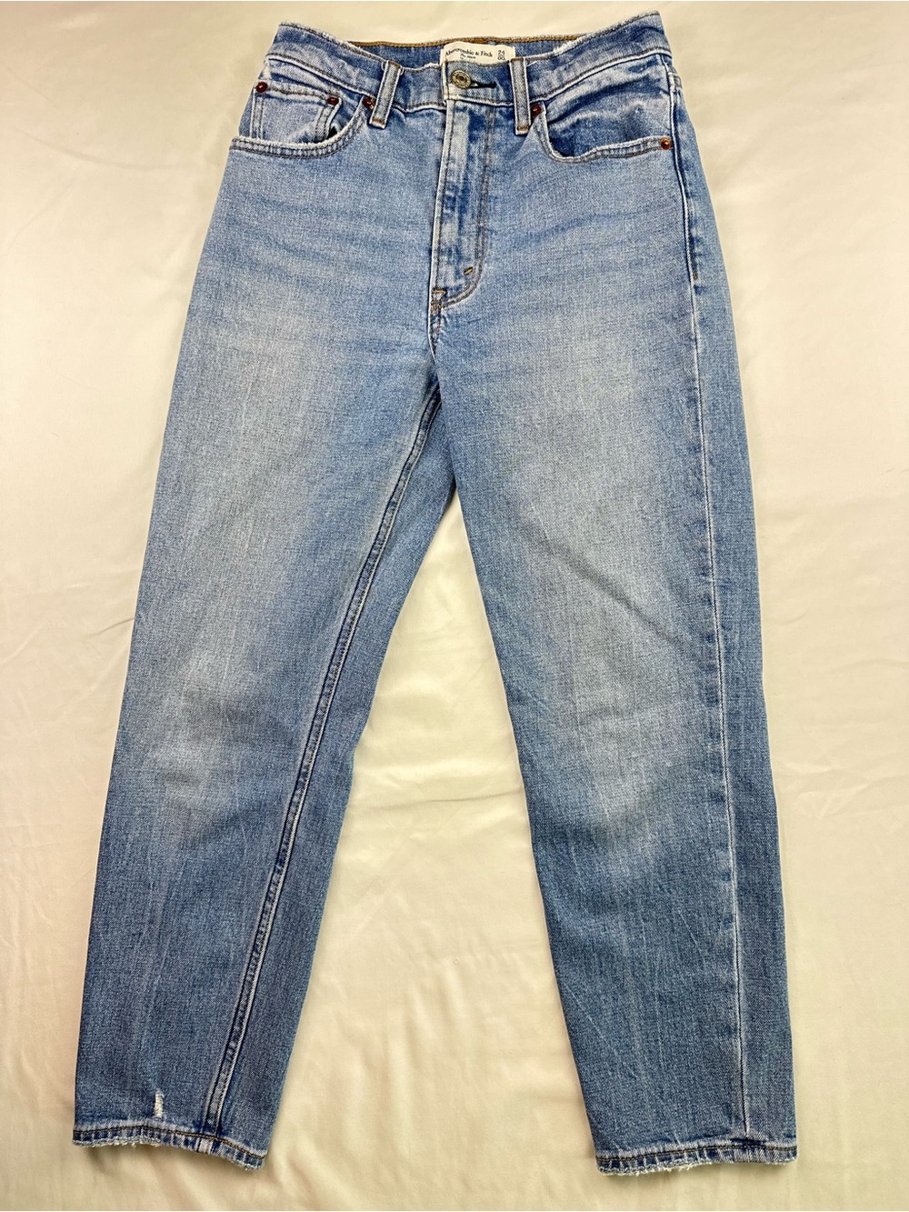 Abercrombie & Fitch The Mom High Rise Jeans Light Blue Wash Womens Denim Vintage
